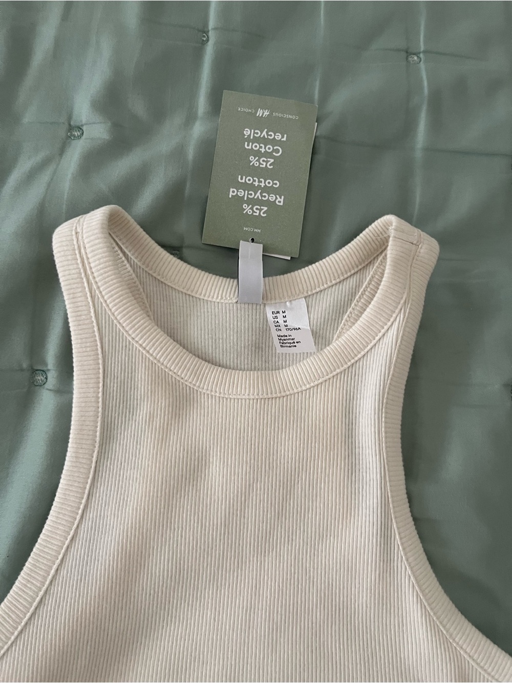 H&M Cream Ribbed Cropped Tank Top - Picture 2 of 3